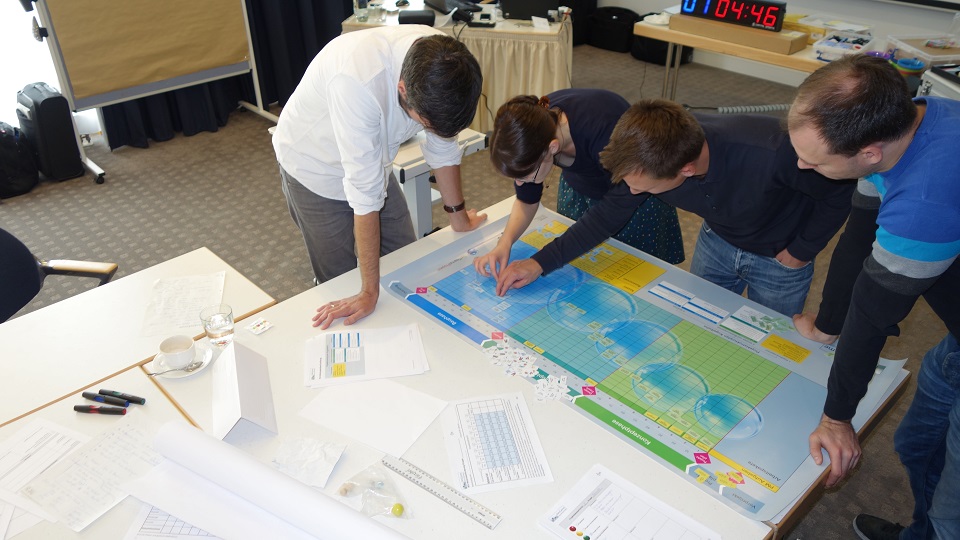 BWL Seminare und Schulungen – Simulationen und Planspiele - Grundlagen der BWL – Seminar Betriebswirtschaft - BWL Intensivseminar – BWL Crashkurs - BWL Weiterbildung – BWL Fortbildung - Projektmanagement Intensivseminar – Projektmanagement Crashkurs - Projektmanagement Simulation – Projektmanagement Planspiel – BWL Kurs – BWL Planspiel – BWL Simulation – Seminar Betriebswirtschaft – BWL Seminar – BWL Seminare – BWL für Ingenieure – BWL für Techniker – BWL für Führungskräfte – BWL für Nichtkaufleute – BWL für Kaufleute – BWL Intensivseminar – BWL Crashkurs – BWL Weiterbildung – BWL Fortbildung – BWL Kurs – BWL Seminar – BWL Seminare – BWL Seminar für Ingenieure – BWL Seminar für Techniker – BWL Seminar für Führungskräfte – BWL Seminar für Nichtkaufleute – BWL Seminar für Kaufleute – BWL Intensivseminar – BWL Crashkurs – BWL Weiterbildung – BWL Fortbildung – BWL Kurs – BWL Seminar – BWL Seminare – BWL Seminare für Ingenieure – BWL Seminare für Techniker – BWL Seminare für Führungskräfte – BWL Seminare für Nichtkaufleute – BWL Seminare für Kaufleute – BWL Intensivseminar – BWL Crashkurs – BWL Weiterbildung – BWL Fortbildung – BWL Kurs – Betriebswirtschaft Seminar – Betriebswirtschaft Seminare – Betriebswirtschaft für Ingenieure – Betriebswirtschaft für Techniker – Betriebswirtschaft für Führungskräfte – Betriebswirtschaft für Nichtkaufleute – Betriebswirtschaft für Kaufleute – Betriebswirtschaft Intensivseminar – Betriebswirtschaft Crashkurs – Betriebswirtschaft Weiterbildung – Betriebswirtschaft Fortbildung – Betriebswirtschaft Kurs – Betriebswirtschaft Seminar – Betriebswirtschaft Seminare – Betriebswirtschaft Seminar für Ingenieure – Betriebswirtschaft Seminar für Techniker – Betriebswirtschaft Seminar für Führungskräfte – Betriebswirtschaft Seminar für Nichtkaufleute – Betriebswirtschaft Seminar für Kaufleute – Betriebswirtschaft Seminar – Betriebswirtschaft Seminare – Betriebswirtschaft Seminare für Ingenieure – Betriebswirtschaft Seminare für Techniker – Betriebswirtschaft Seminare für Führungskräfte – Betriebswirtschaft Seminare für Nichtkaufleute – Betriebswirtschaft Seminare für Kaufleute – Betriebswirtschaftslehre Seminar – Betriebswirtschaftslehre Seminare – Betriebswirtschaftslehre für Ingenieure – Betriebswirtschaftslehre für Techniker – Betriebswirtschaftslehre für Führungskräfte – Betriebswirtschaftslehre für Nichtkaufleute – Betriebswirtschaftslehre für Kaufleute – Betriebswirtschaftslehre Intensivseminar – Betriebswirtschaftslehre Crashkurs – Betriebswirtschaftslehre Weiterbildung – Betriebswirtschaftslehre Fortbildung – Betriebswirtschaftslehre Kurs – Betriebswirtschaftslehre Seminar – Betriebswirtschaftslehre Seminare – Betriebswirtschaftslehre Seminar für Ingenieure – Betriebswirtschaftslehre Seminar für Techniker – Betriebswirtschaftslehre Seminar für Führungskräfte – Betriebswirtschaftslehre Seminar für Nichtkaufleute – Betriebswirtschaftslehre Seminar für Kaufleute – Betriebswirtschaftslehre Seminar – Betriebswirtschaftslehre Seminare – Betriebswirtschaftslehre Seminare für Ingenieure – Betriebswirtschaftslehre Seminare für Techniker – Betriebswirtschaftslehre Seminare für Führungskräfte – Betriebswirtschaftslehre Seminare für Nichtkaufleute – Betriebswirtschaftslehre Seminare für Kaufleute – Kostenrechnung - Controlling - Risiko - Risikoanalyse - Bilanz - Jahresabschluss - Gewinn und Verlustrechnung – Grundlagen der BWL – Grundlagen der Betriebswirtschaft – Grundlagen der Betriebswirtschaftslehre – BWL Seminare und Schulungen – Betriebswirtschaft Seminar und Schulung – Betriebswirtschaftslehre Seminar und Schulung – BWL Seminar – Change Management Simulation - Change Management Planspiel – Change Management Simulationen - Change Management Planspiele - BWL Simulationen - BWL Planspiele – BWL Seminare - BWL Seminar - BWL Simulation - BWL Planspiel – BWL Seminare - BWL Seminar – BWL Seminare - BWL Seminar – BWL Seminare
